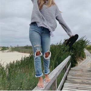 Abercrombie & Fitch High Rise Distressed Mom Jeans